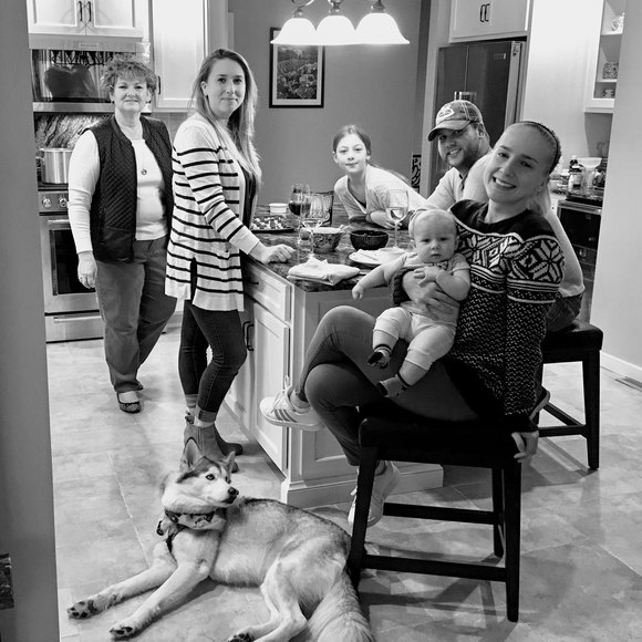 Meet your Posher, Lauren - Picture 1 of 1